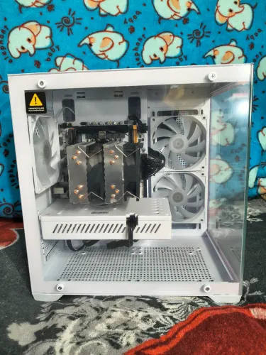 PC GAMER IMPERDÍVEL (WHITE )