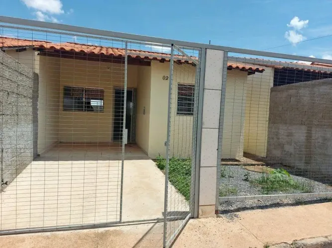 Alugo casa no recreio do mossoro