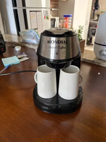 Cafeteira Elétrica Mondial Smart Coffee - 2 Xícaras - Praticamente Nova