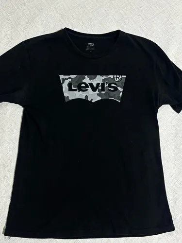 Camiseta Levis