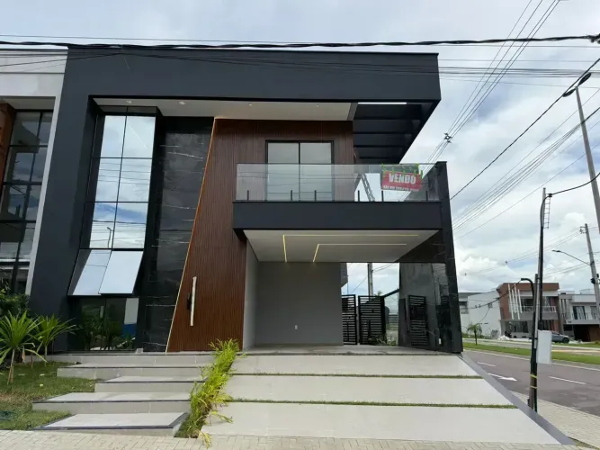 Casa Duplex Condomínio Estoril 3 Suítes/ (1 master com closet amplo) 4 vagas