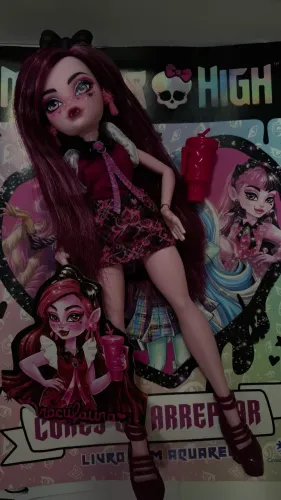 Boneca Draculaura Bebidas Monstruosas