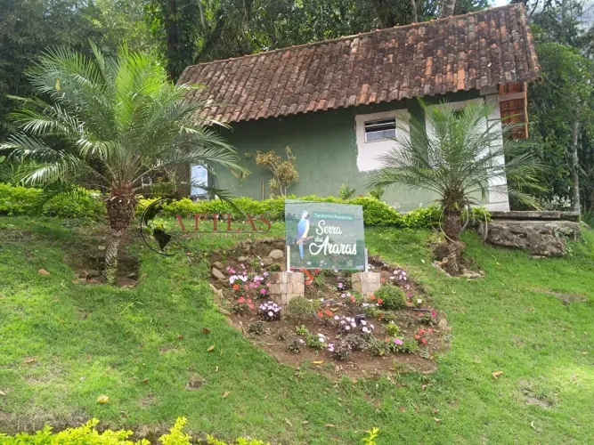 Imóvel para aluguel com 50 metros quadrados com 2 quartos em Araras - Teresópolis - RJ