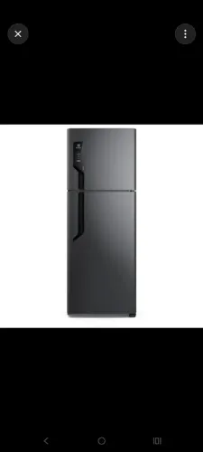 Vendo geladeira Eletrolux 2 portas 220v na caixa