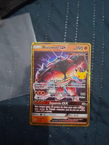 Celebração clássica - Buzzwole GX