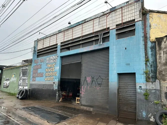 Galpão em Frente ao Porto de Santos!