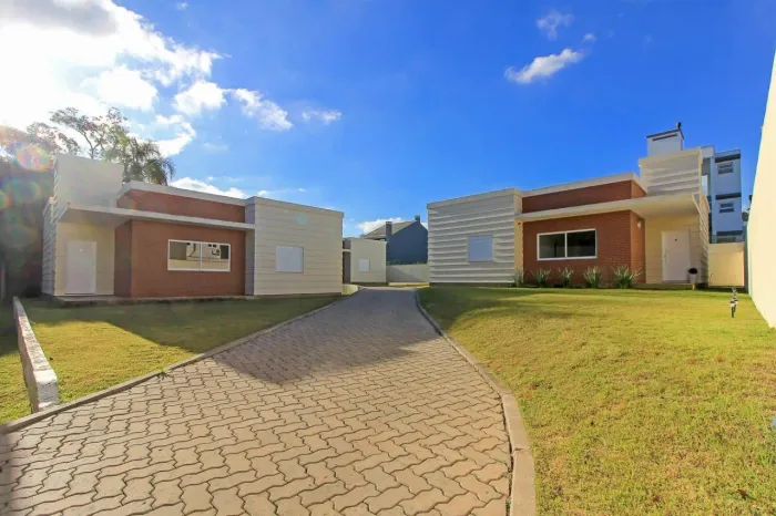 Casa Residencial para Aluguel CONDOMÍNIO QUATTRO RESIDENZE casas de 123m2 Porto Alegre