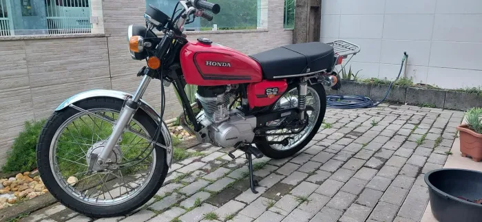 Vendo GC 125 bolinha