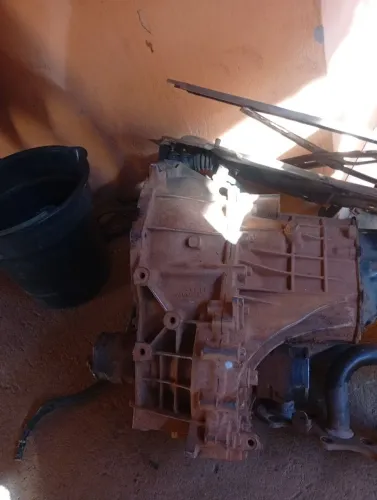 Câmbio de macha Kia Cerato 210