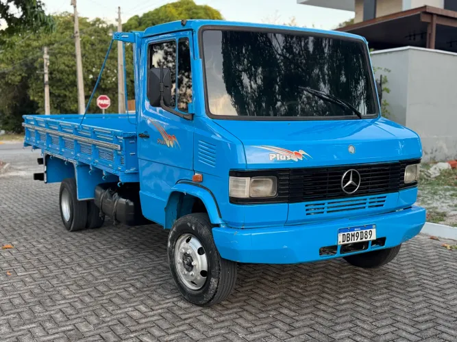 Mercedes benz 710 carroceria