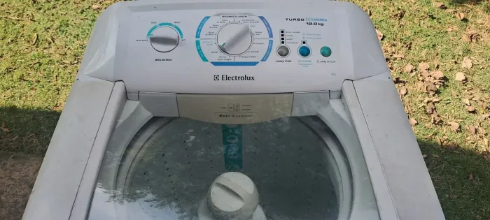 Máquina de lavar Eletrolux 12kg