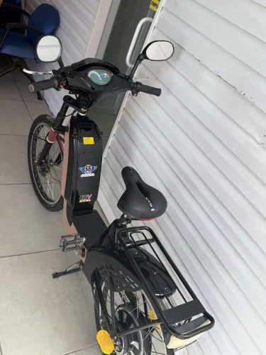 Bicicleta elétrica