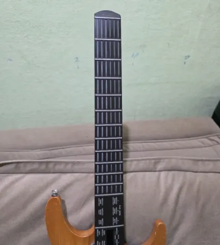 Guitarra Digital / Controlador MIDI Yamaha EZ-EG - Raridade no Brasil!
