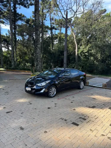Hyundai Elantra GLS 2.0 16V Flex Aut. 2016