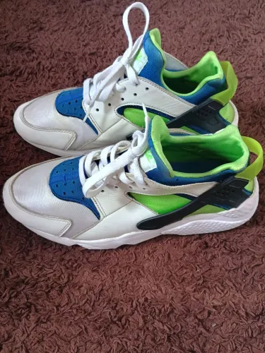 Tênis Nike Air Huarache 