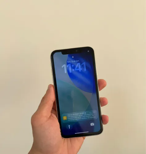 IPhone 11 64GB Branco