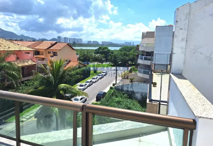Espetacular Cobertura no Recreio Gleba A, com 4 Suítes, Vista Lagoa e Ambientes Amplos