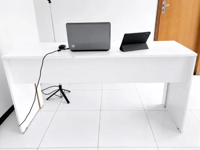 MESA MDF GRANDE 1,50m X 75cm X 51cm