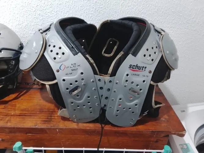 Shoulder Schutt L