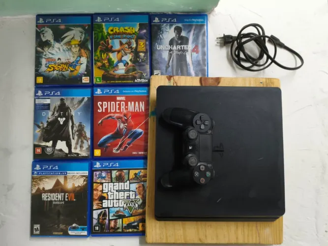 PlayStation 4 slim de 500GB leia o anúncio