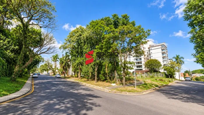 Terreno 1.800m2 Excelente para Comercio