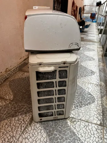 Vende-se 