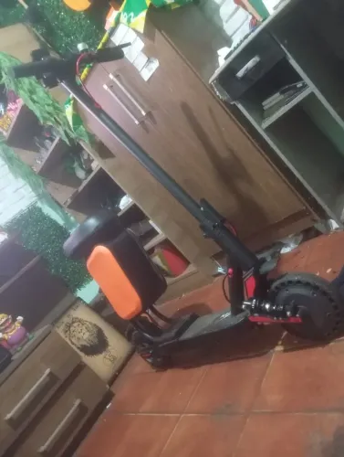 Patinete elétrico ( semi-novo ) em excelentes condições