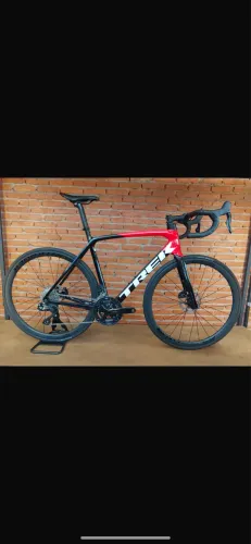 Trek Emonda SL 6 Shimano 105 Di 12v 12 marchas (12x2) 2022
