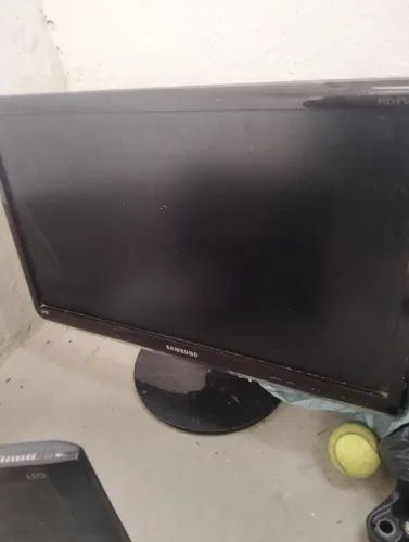 Tv Samsung Full Hd 24 polegadas Funcionando perfeitamente 