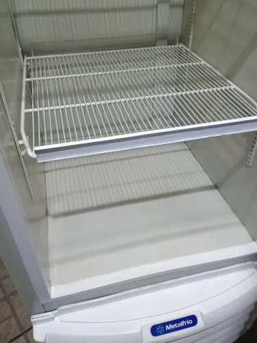 Freezer metalfrio cervejeira vertical