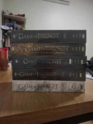 5 TEMPORADAS EM DVD - GOT - LACRADAS