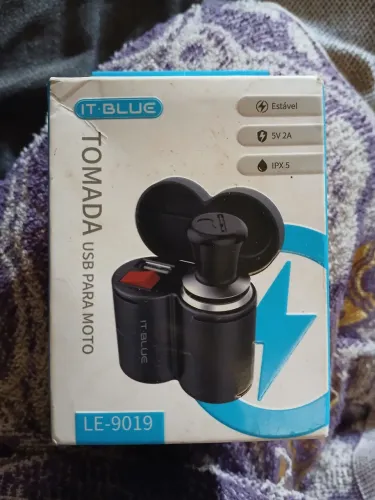 Tomada USB para moto