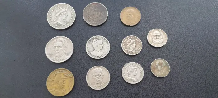 Moedas "antigas" (Réis)