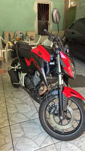 Vendo CB Twister 300f 2023