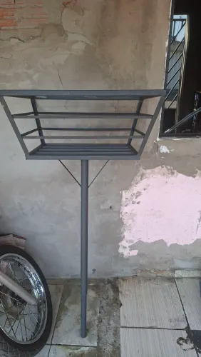 Vendo lixeira de ferro