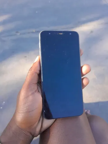 Samsung Galaxy J6+