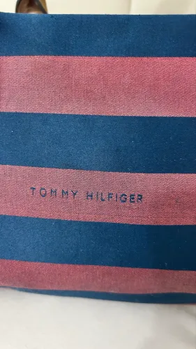 Bolsa de marca tomy