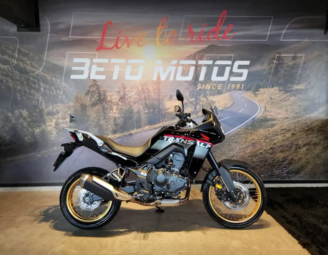 HONDA TRANSALP 750 OKM EMPLACADA
