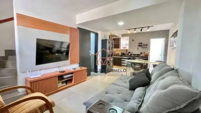 Casa com 2 quartos à venda, 100 m² por R$ 850.000 - Castelo - Belo Horizonte/MG