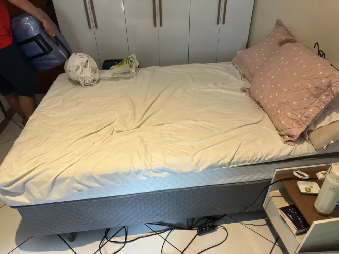 CAMA BOX CASAL COM COLCHAO NOVA
