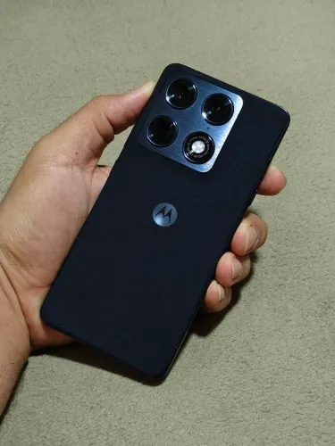 MOTOROLA SIGNATURE