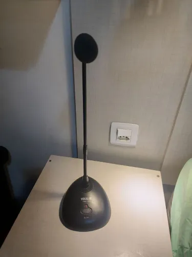 Microfone de mesa Vokal