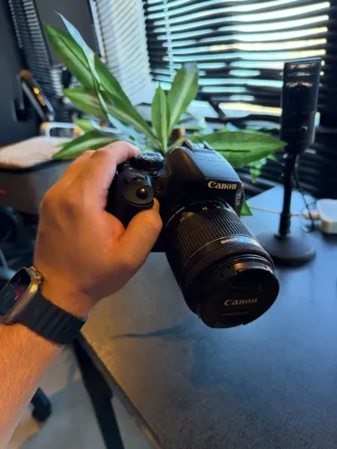 CANON EOS Rebel T5i