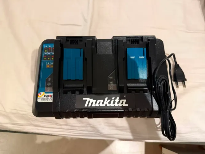 Carregador Duplo Makita DC18RD 220v