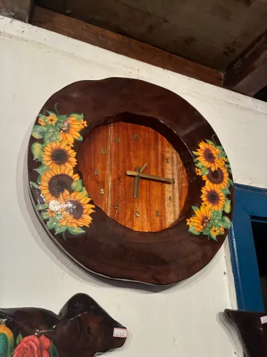 Relógio rústico top , não tem outro igual preço baixo