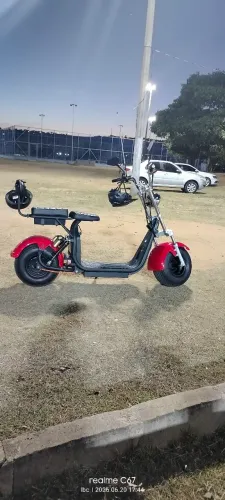 Scooter elétrica <br>SCOOTER ELETRICA<br>SHOPPER 1000W<br>C07A 2025 <br>COM NOTA FISCAL<br>SEMI NOVA
