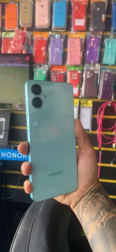 Samsung A06