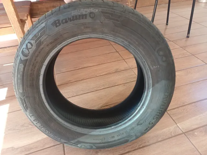 Vendo Pneu usado Barum 175/65 R14. Ótimo paea estepe e rodagem em perímetro urbano