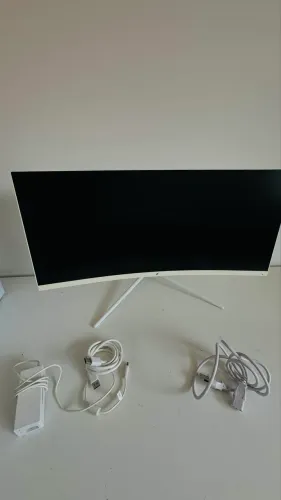 MONITOR 31 CURVO ULTRAWIDE WHITE