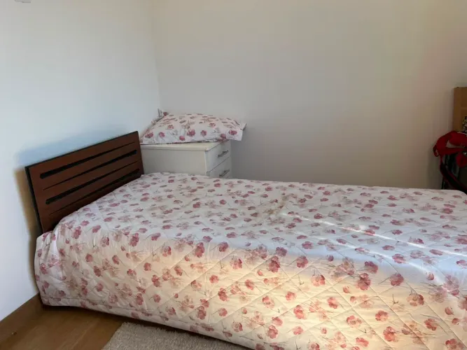 CAMA SOLTEIRO COM GAVETAS